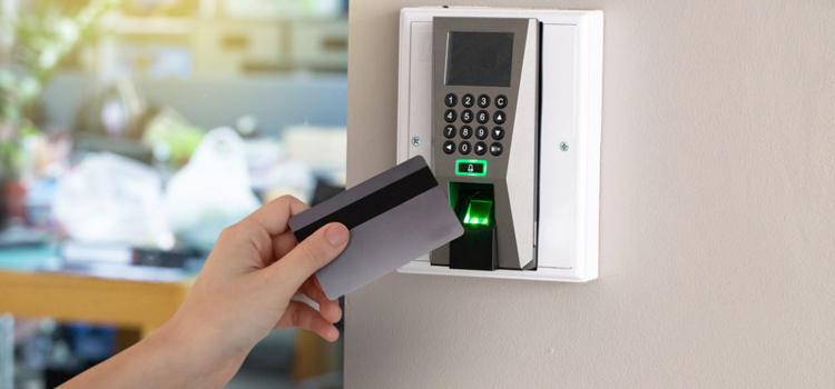 key card entry system La Riviera