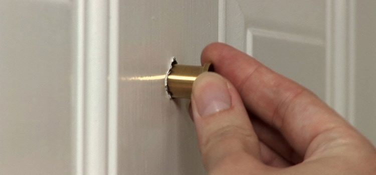 peephole door repair in La Riviera