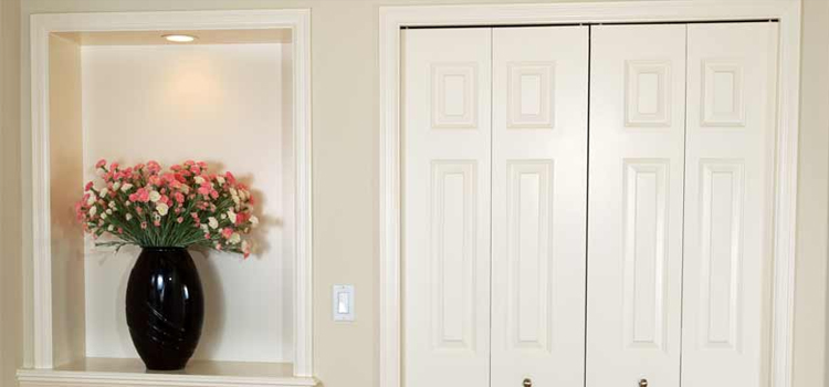 residential closet door repair in La Riviera